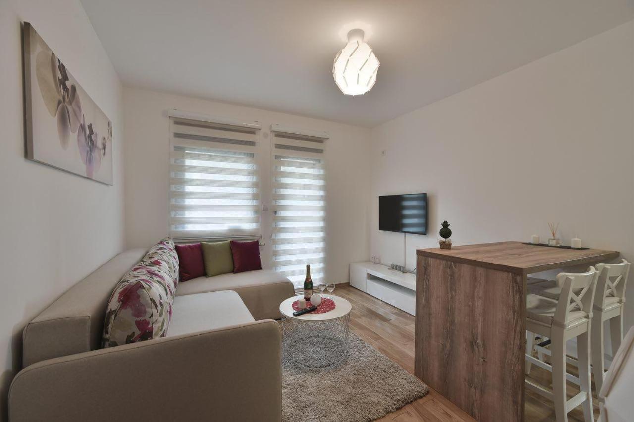 Lux Apartman Daria Златибор Екстер'єр фото